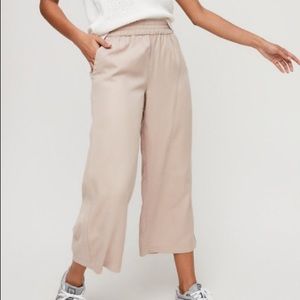 Aritzia The Group by Babaton Roxane Wide leg cropped pants